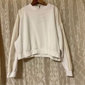 Nike Women’s Sportswear White Opal Fleece Graphic Crew Sweatshirt Iridescent